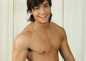 Latino Smooth